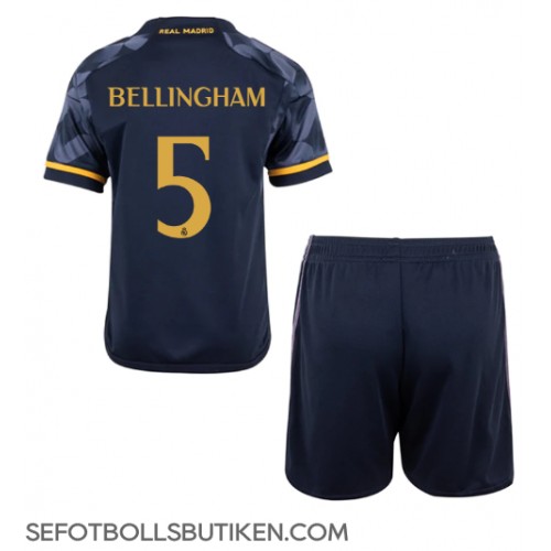 Real Madrid Jude Bellingham #5 Replika Babykläder Borta matchkläder barn 2023-24 Korta ärmar (+ Korta byxor)